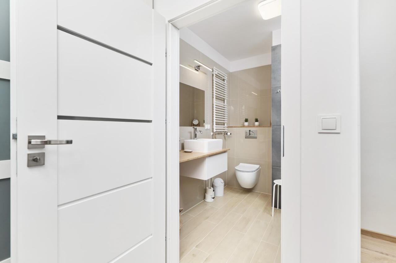 Studio Ksiecia Witolda 32 By Noclegi Renters Wrocław Exterior foto